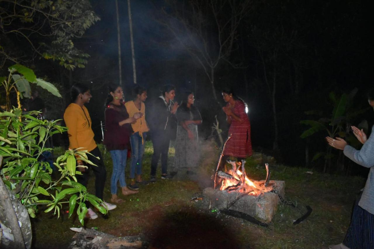 Munnar Tent Hills Resort Devikulam Exterior foto