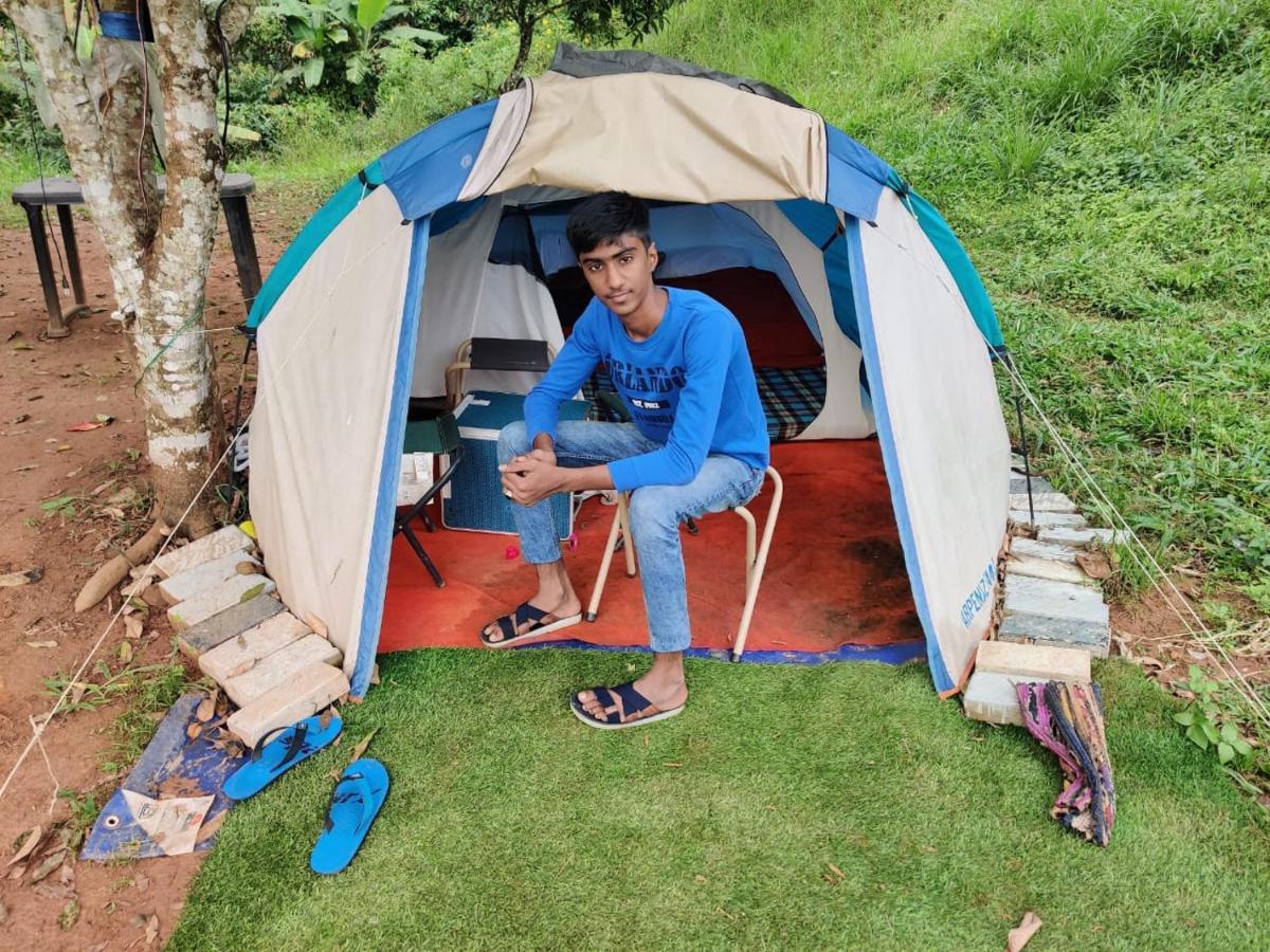 Munnar Tent Hills Resort Devikulam Exterior foto